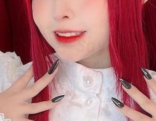 免费套图直击心灵：Sayo Momo的芭芭拉，真的不收费？